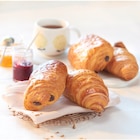 2 croissants et 2 pains au chocolat CARREFOUR BIO en promo à 3,60 € chez Carrefour 2 croissants et 2 pains au chocolat CARREFOUR BIO dans le catalogue Carrefour